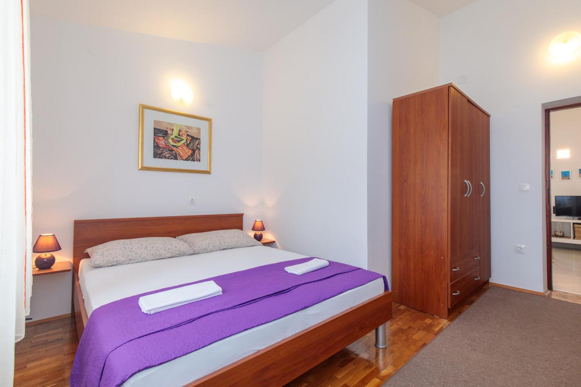 Apartment Tonka *Balcony & Partial Seaview! Krk Town Exterior photo